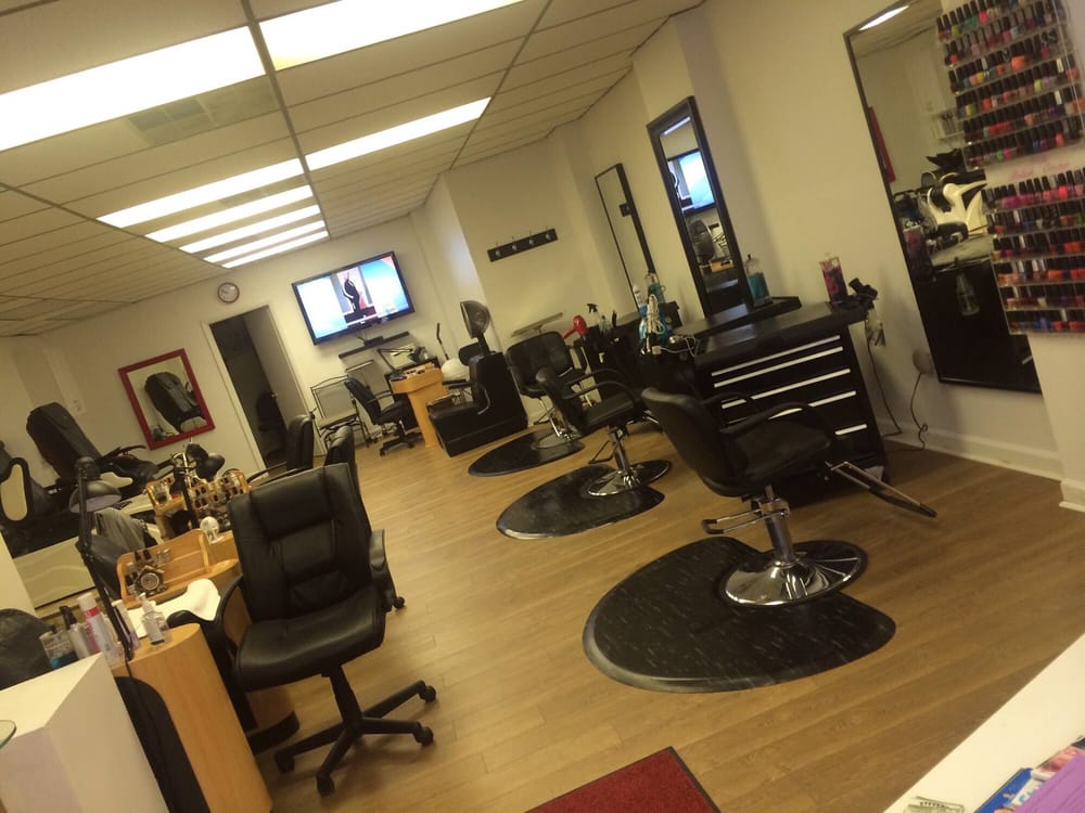 THE NAIL SHOPPE Updated September 2024 10 Photos 1506 Lincoln Way