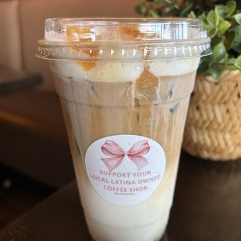 Euforia Cafe - caramel macchiato - Cafes Near Me - Waukegan, Illinois
