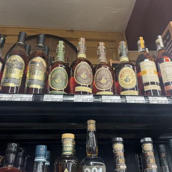 Menlo Park Fine Wine and Spirits - Beer, Wine & Spirits Near Me - Menlo Park, California