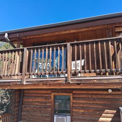 Elaine's Bed & Breakfast - View of 2nd floor deck