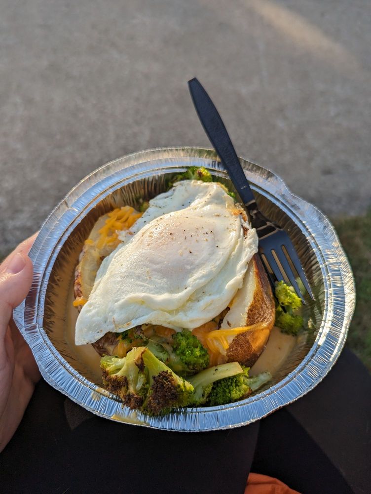 BEST SPUDZ Updated July 2024 Des Moines, Iowa Food Trucks Phone Number Yelp