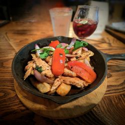 Ceviches By Divino - Chicken Saltado