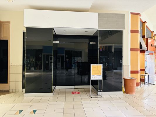 Boynton Beach Mall by null