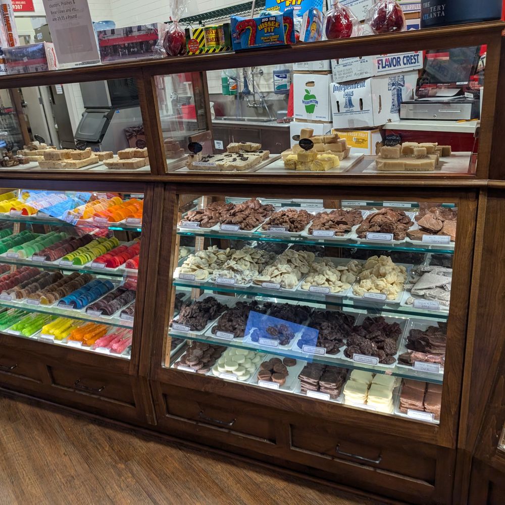 River Street Sweets - Candy Stores Near Me - Atlanta, Georgia