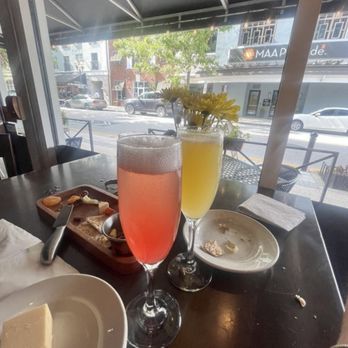 Eola Wine Company - Wine Bars Near Me - Orlando, Florida Eola Wine Company - Wine Bars Near Me - Orlando, Florida