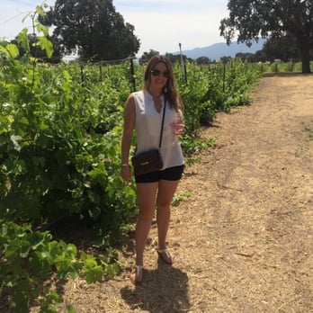 Grapeline Wine Tours - Wine Tours Near Me