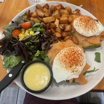 Popping Yolk Cafe - Norwegian Benedict - Breakfast & Brunch Near Me - Alhambra, California Popping Yolk Cafe - Norwegian Benedict - Breakfast & Brunch Near Me - Alhambra, California
