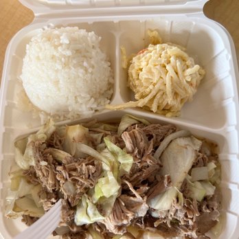 Oki's Box Lunches & Restaurant - Kaluha pork with cabbage, Mac salad, rice - Hawaiian Near Me - Lihue, Hawaii