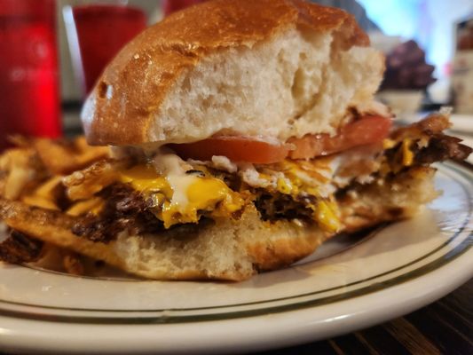 Grind Burger Kitchen by null