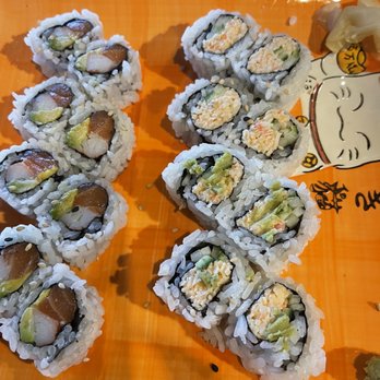 Kumo Sushi - Spicy tuna and Alaskan sushi. Very small in size. No wonder you get two for a lunch special. - Japanese Near Me - Shreveport, Louisiana