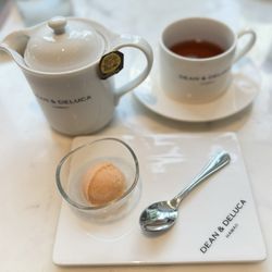 Dean & Deluca Hawaii - Ritz-Carlton Waikiki Store - Pineapple Li Hing sorbet--pineapple is the stronger flavor