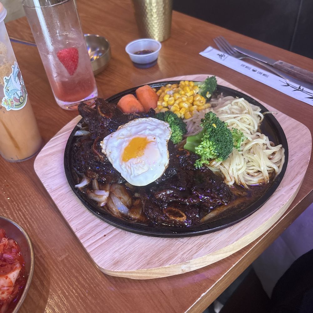 Short rib with ramen Short rib with ramen