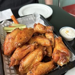 Clarke's Cafe & Ice Cream - Wings