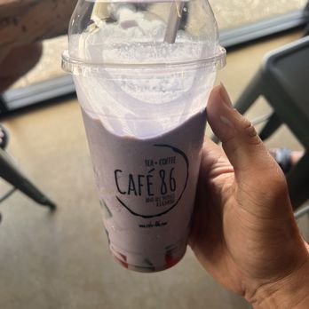 Cafe 86 -Roseville - Upside down halo halo - Desserts Near Me - Roseville, California