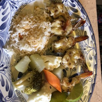 La Choza - Awesome garlic butter shrimp brochettes - Mexican Near Me - Cozumel, ROO