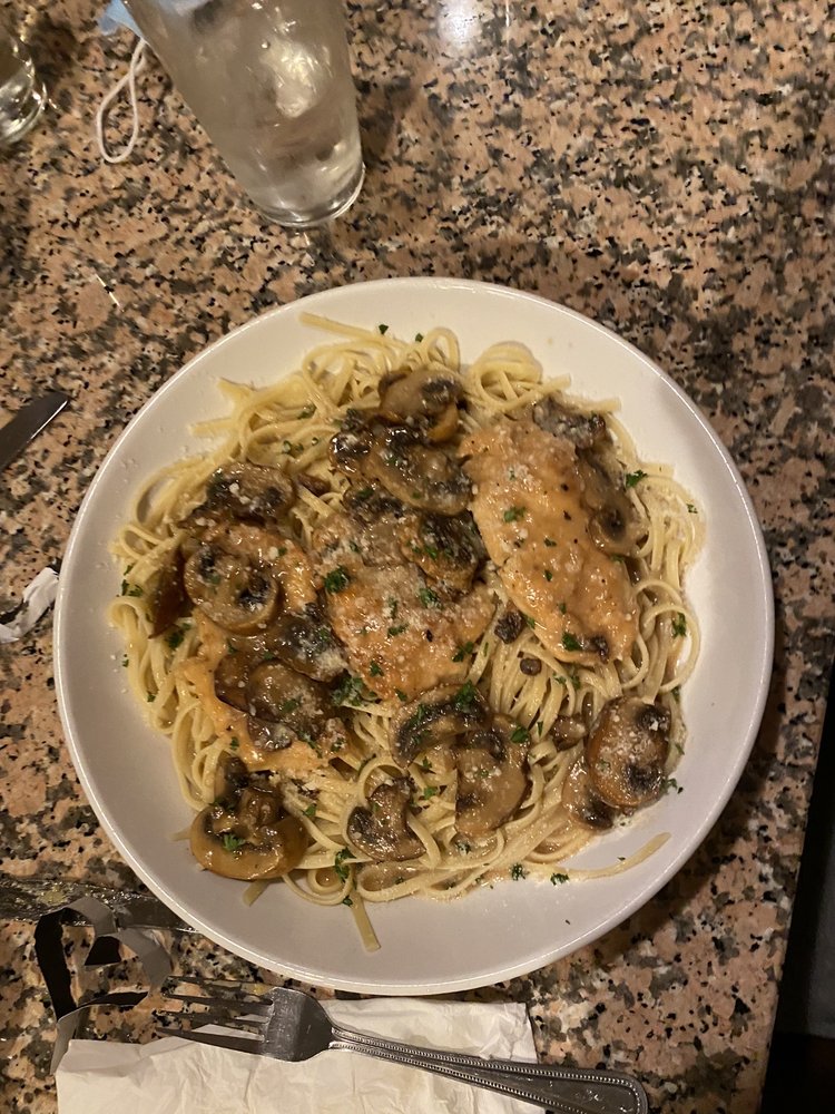 PASTA E BASTA 100 Photos & 181 Reviews 26 Main St, Amherst, Massachusetts Italian