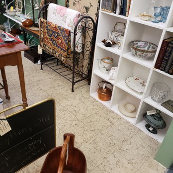 Aiken Antique Mall - Antiques Near Me - Aiken, South Carolina