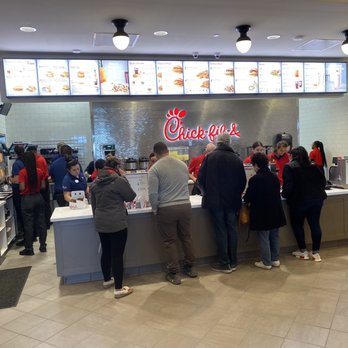 Chick-fil-A - It's open, place will be packed soon when people discover this has opened! - Fast Food Near Me - Wayne, New Jersey
