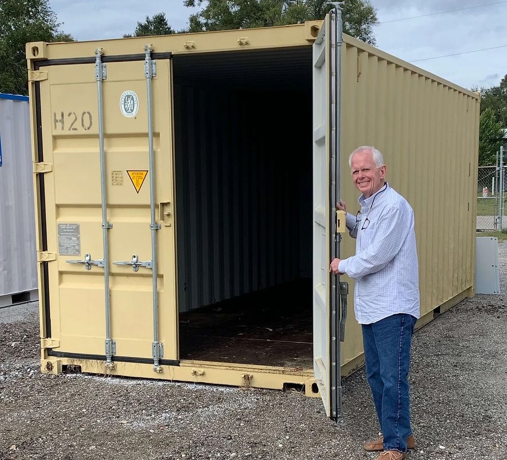 4USTORAGE SOLUTIONS 372 Milstead St, Pensacola, Florida Self