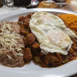 La Parrilla Restaurant - Puerco con Nopales