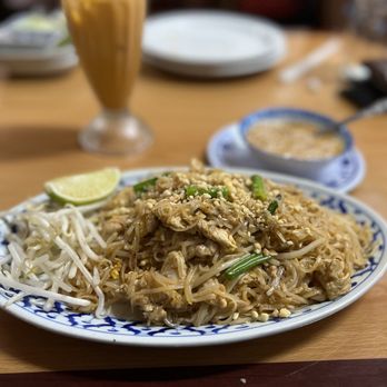 Thai Gem - 92. Pad Thai - Thai Near Me - Clovis, California