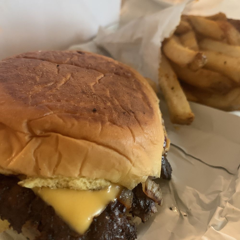 Bun N Done - Single Patty with Cajun Fries. - Burgers Near Me - Edgewater, New Jersey