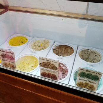 Tiffany's Bakery - Bakeries Near Me - Akron, Ohio