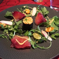 Villa Rossa - Saumon gravlax et nem (ou plutot maki) de légumes avec sauce passion