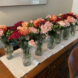 Dandelions Flowers & Gifts - 12 centerpieces