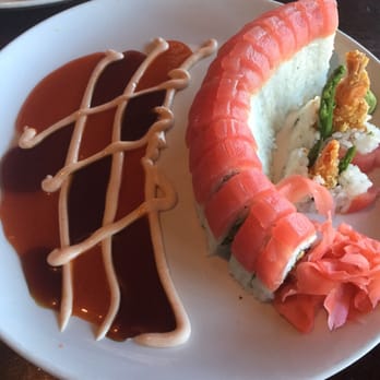 Sea Siam - Red rose roll - Thai Near Me - Miami, Florida