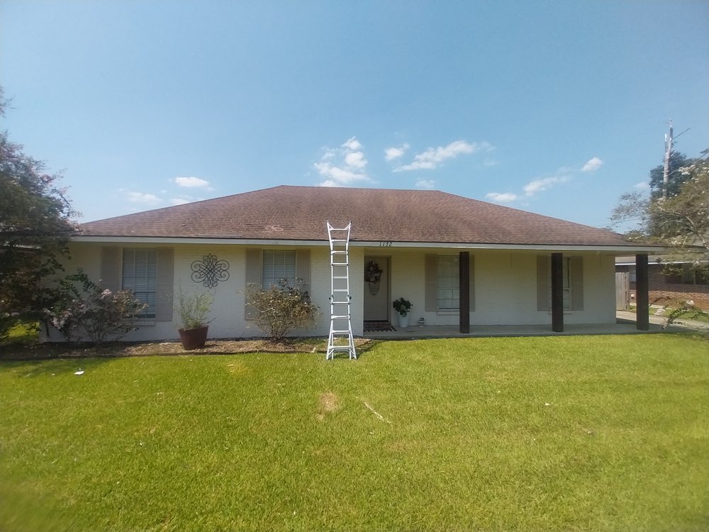 Slide of Signature Roofing & Construction