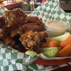 Red Dog Saloon - #4 Buffalo-Teriyaki 12-wing combo