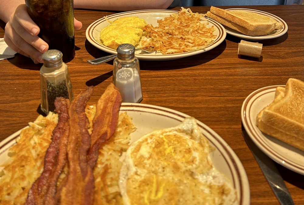 THE RUSTY CUP Updated September 2024 106 W Main St, Mountain View