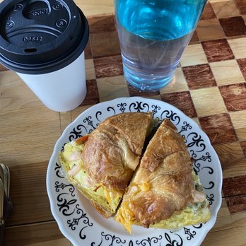 Devour Cafe - Cafes Near Me - Dubuque, Iowa