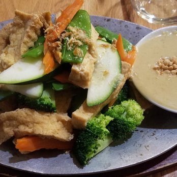 Buddha Barn - Ra Ma with tofu - Thai Near Me - Cincinnati, Ohio