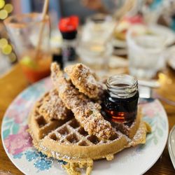 Fiore - Chicken & Waffles