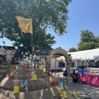 Wat Buddhananachat - Buddhist Temples Near Me - Del Valle, Texas Wat Buddhananachat - Buddhist Temples Near Me - Del Valle, Texas