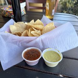 Tacos & Beer - Chips and salsa