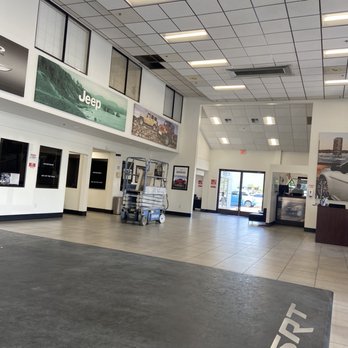 Bakersfield Chrysler Jeep - Auto Repair Near Me - Bakersfield, California