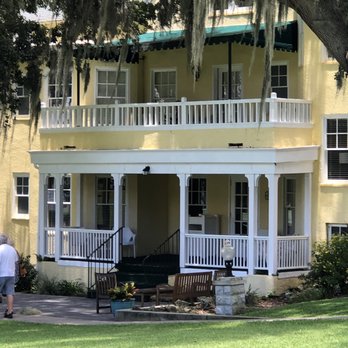 Lakeside Inn - Hotels Near Me - Mount Dora, Florida