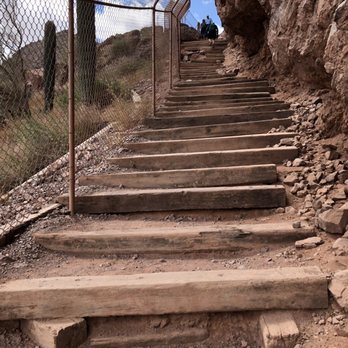 Camelback Mountain - Parks Near Me - Phoenix, Arizona