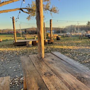 THE FARMHOUSE BEER GARDEN - 72 Photos & 21 Reviews - 926 Farmington