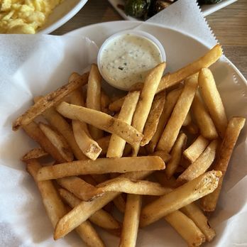 Howell's Kitchen and Bar - French Fries & House Made Ranch - Pizza Near Me - Atlanta, Georgia