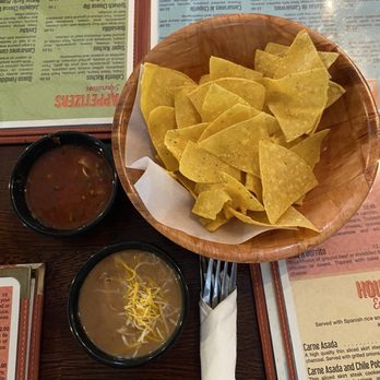 Caliente Kitchen And Bar - Chips, salsa, and refried beans - Mexican Near Me - Woodinville, Washington Caliente Kitchen And Bar - Chips, salsa, and refried beans - Mexican Near Me - Woodinville, Washington