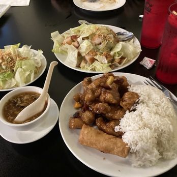 Imperial Garden #2 Restaurant - Orange chicken, sweet-and-sour soup and Chinese chicken salad! - Dim Sum Near Me - Fresno, California Imperial Garden #2 Restaurant - Orange chicken, sweet-and-sour soup and Chinese chicken salad! - Dim Sum Near Me - Fresno, California