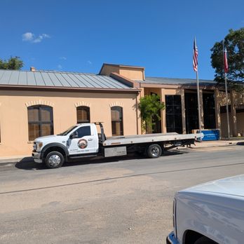 Mico Auto & Rescue - Towing Near Me - Mico, Texas Mico Auto & Rescue - Towing Near Me - Mico, Texas
