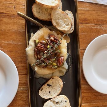 Amour Amour - Baked brie - Tapas/Small Plates Near Me - San Mateo, California Amour Amour - Baked brie - Tapas/Small Plates Near Me - San Mateo, California