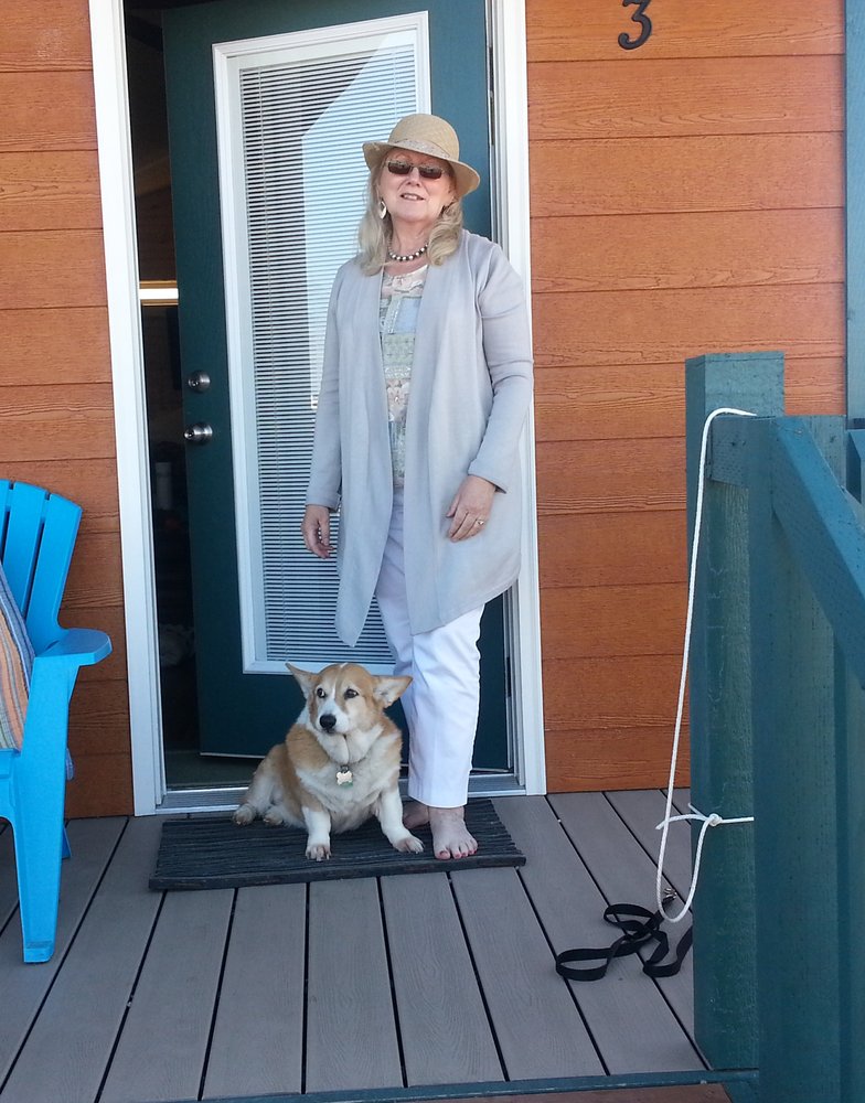 HAPPY TAILS OLYMPIA PET SITTING Updated September 2024 Request