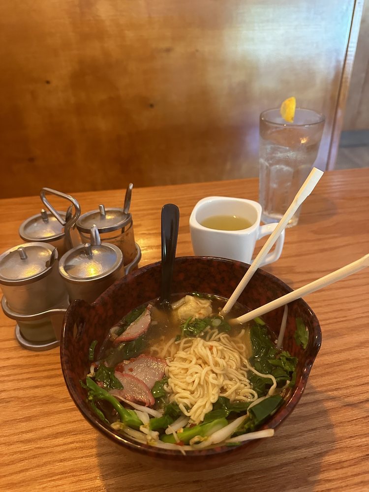 THAI THAI SUSHI SPORTS BAR 1035 N Collier Blvd, Marco Island, Florida Thai Restaurant