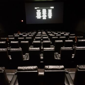 AMC Robinson Crossing 6 - Cinema Near Me - Norman, Oklahoma